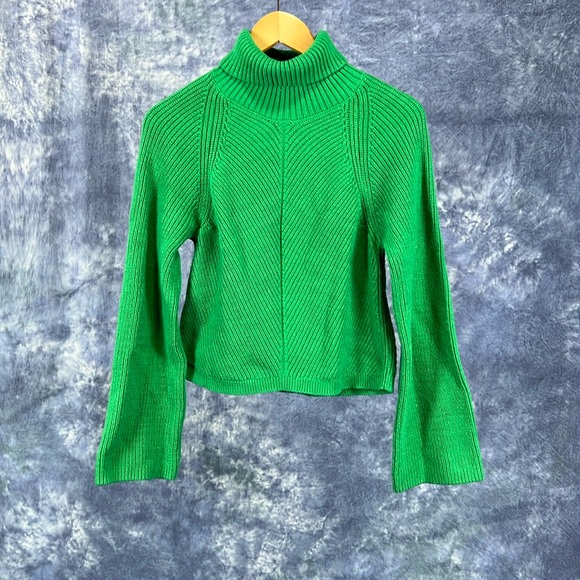 Maeve Green Crop Sweater Sz M - Picture 1 of 3